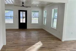 306 Comal, Wortham, TX 76693 - Photo 4