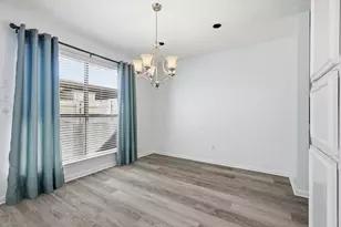 2705 Westgate Dr, Arlington, TX 76015 - Photo 12