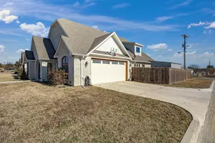 608 Timberline Dr, Bridgeport, TX 76426 - Photo 6