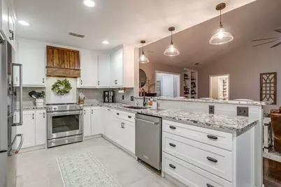 649 Christopher Lane, Burleson, TX 76028 - Photo 12