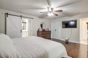 649 Christopher Ln, Burleson, TX 76028 - Photo 16