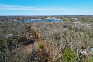 118 Kingswood Dr, Mabank, TX 75156 - Photo 1