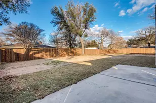 116 Cooper Dr, Hurst, TX 76053 - Photo 22