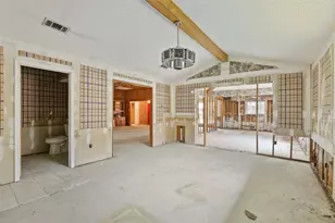 9706 Trevor Dr, Dallas, TX 75243 - Photo 10