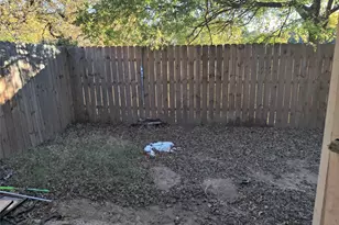 206 Country Bend Dr, Duncanville, TX 75137 - Photo 22