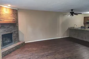 206 Country Bend Dr, Duncanville, TX 75137 - Photo 4