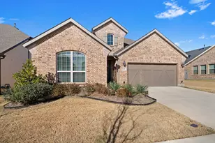 549 Cedarwood St, Little Elm, TX 76227 - Photo 2