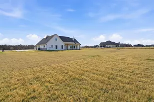 1081 Paradise Pkwy, Poolville, TX 76487 - Photo 28