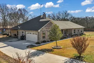 212 Amanda Dr, Weatherford, TX 76088 - Photo 40