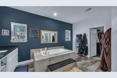 212 Amanda Drive, Weatherford, TX 76088 - Photo 18