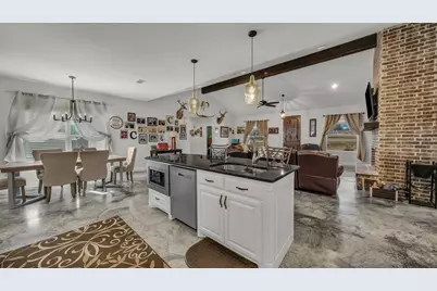 212 Amanda Drive, Weatherford, TX 76088 - Photo 12