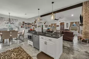 212 Amanda Dr, Weatherford, TX 76088 - Photo 12