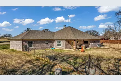212 Amanda Drive, Weatherford, TX 76088 - Photo 34