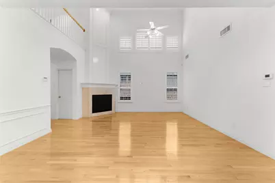 8108 Locust Street, Irving, TX 75063 - Photo 6