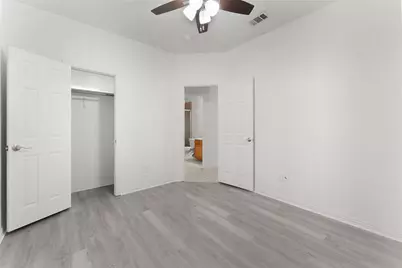 8108 Locust Street, Irving, TX 75063 - Photo 22