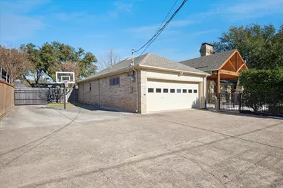 3830 Weeburn Drive, Dallas, TX 75229 - Photo 32