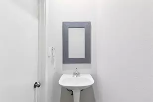 4830 Cedar Springs Rd, Dallas, TX 75219 - Photo 14