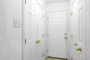 4604 Alamosa St, Fort Worth, TX 76119 - Photo 14