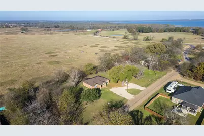 19450 Valentine Road, Kemp, TX 75143 - Photo 18