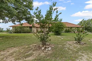 1485 Co Rd 2011, Glen Rose, TX 76690 - Photo 2