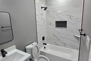 805 Fletcher St, Gainesville, TX 76240 - Photo 16