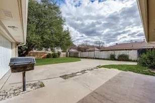 1713 Crescent Dr, Sherman, TX 75092 - Photo 24