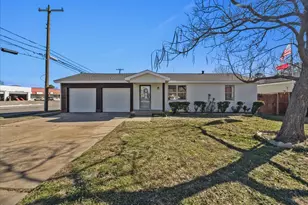 1236 Harrison Ln, Hurst, TX 76053 - Photo 16