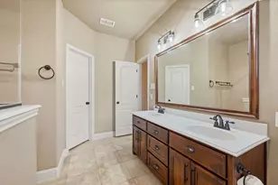 1684 Laramie Ln, Burleson, TX 76028 - Photo 28