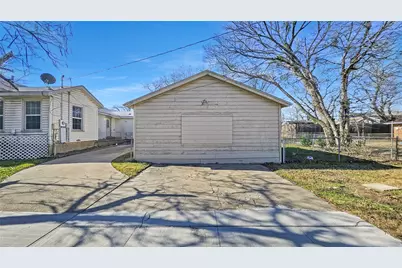 301 Buhler Drive, Garland, TX 75040 - Photo 18