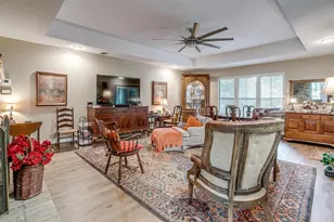 117 Cliffside Dr N, Burleson, TX 76028 - Photo 6