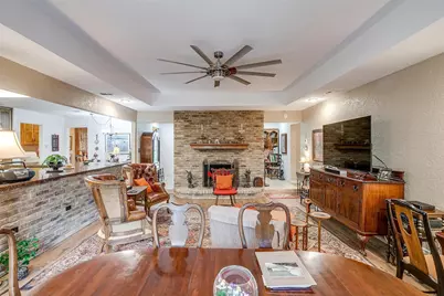 117 Cliffside Drive N, Burleson, TX 76028 - Photo 8