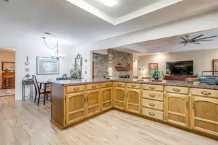 117 Cliffside Dr N, Burleson, TX 76028 - Photo 18