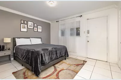 5051 Les Chateaux Drive #138, Dallas, TX 75235 - Photo 12