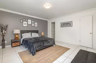 5051 Les Chateaux Dr, Dallas, TX 75235 - Photo 8