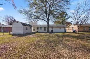 1425 Crestview Dr, Kaufman, TX 75142 - Photo 26