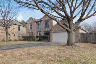 2300 Caldwell Dr, Bedford, TX 76021 - Photo 2