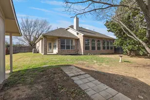 2300 Caldwell Dr, Bedford, TX 76021 - Photo 36