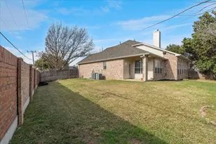 2300 Caldwell Dr, Bedford, TX 76021 - Photo 38