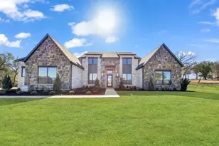 208 Dan Russell Bend, Weatherford, TX 76087 - Photo 1