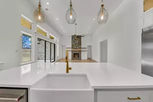 208 Dan Russell Bend, Weatherford, TX 76087 - Photo 18