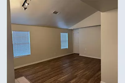 4301 Munger Avenue, Dallas, TX 75204 - Photo 6