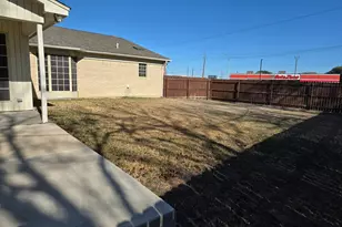 6572 McCart Ave, Fort Worth, TX 76133 - Photo 14