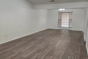 6572 McCart Ave, Fort Worth, TX 76133 - Photo 2