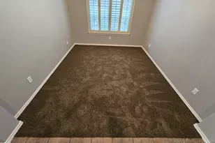 5886 Cliff Ridge Dr, Dallas, TX 75249 - Photo 10