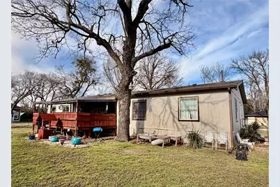 205 Hamilton Street, Bynum, TX 76631 - Photo 26