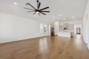 2811 Grand Lookout Ln, Arlington, TX 76001 - Photo 10