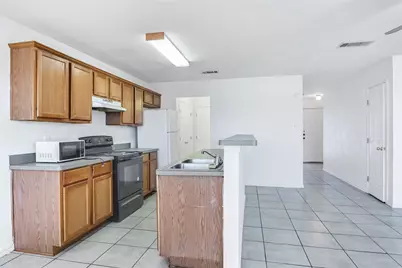 4512 Alamosa Street, Fort Worth, TX 76119 - Photo 8