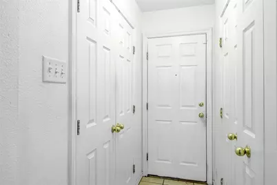 4512 Alamosa Street, Fort Worth, TX 76119 - Photo 12