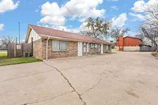 708 N Cooper St, Arlington, TX 76011 - Photo 22