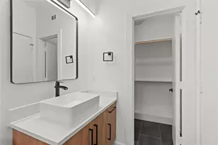 935 W Twelfth St, Dallas, TX 75208 - Photo 22